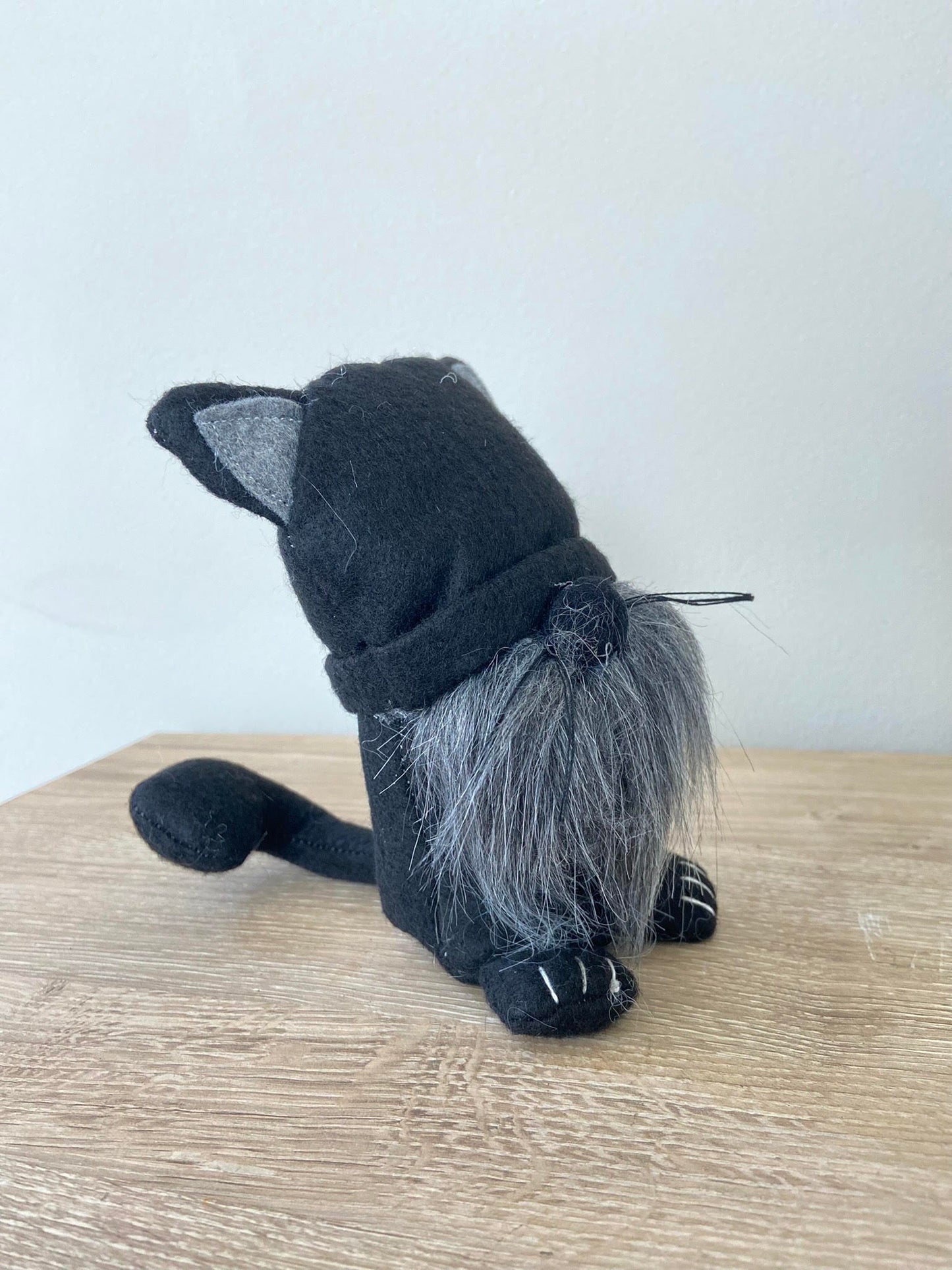 Cat gnome