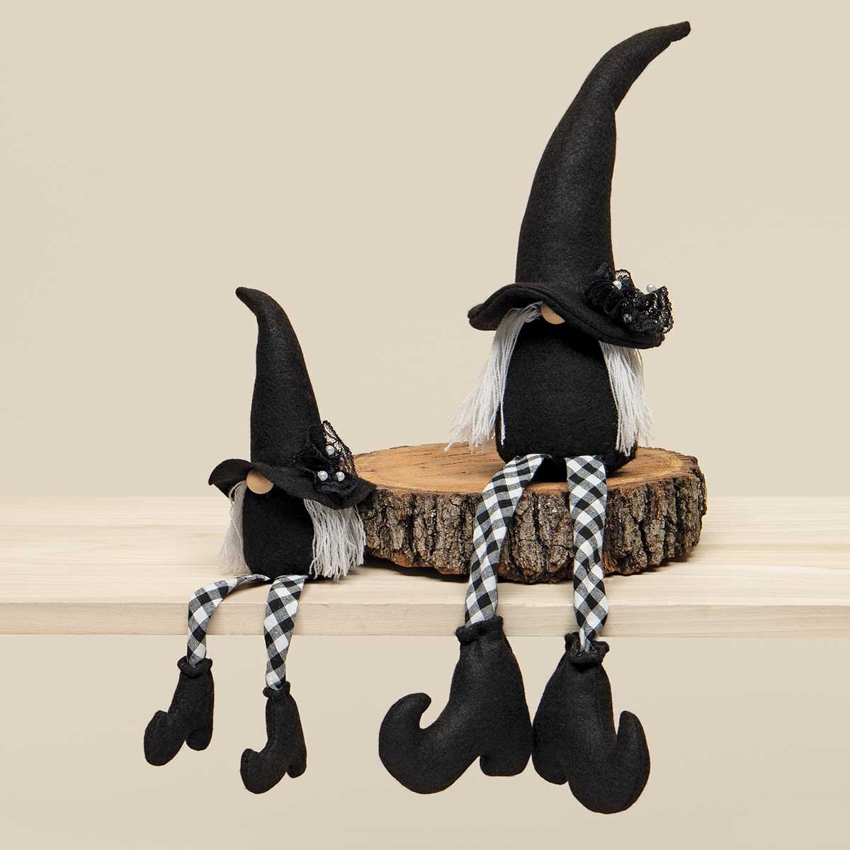 WITCH GNOME WITH LACE & PEARL WIRED HAT