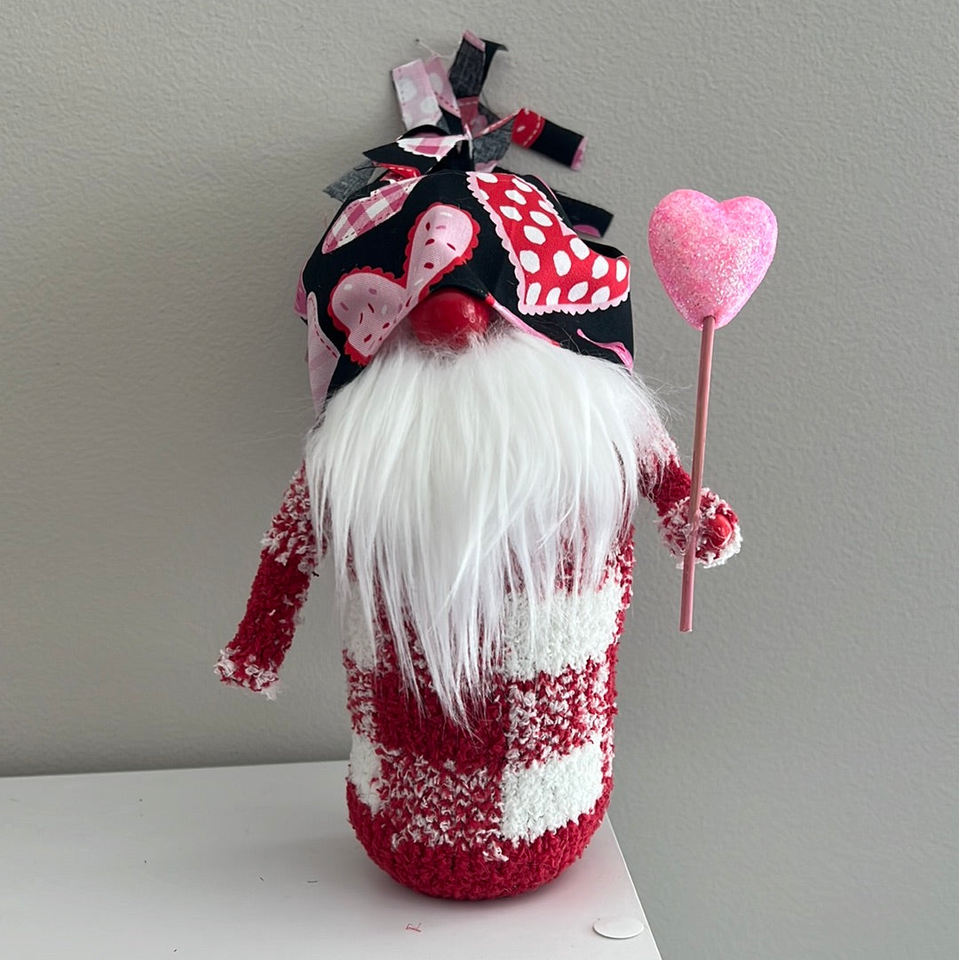 Red nose Heart Gnome